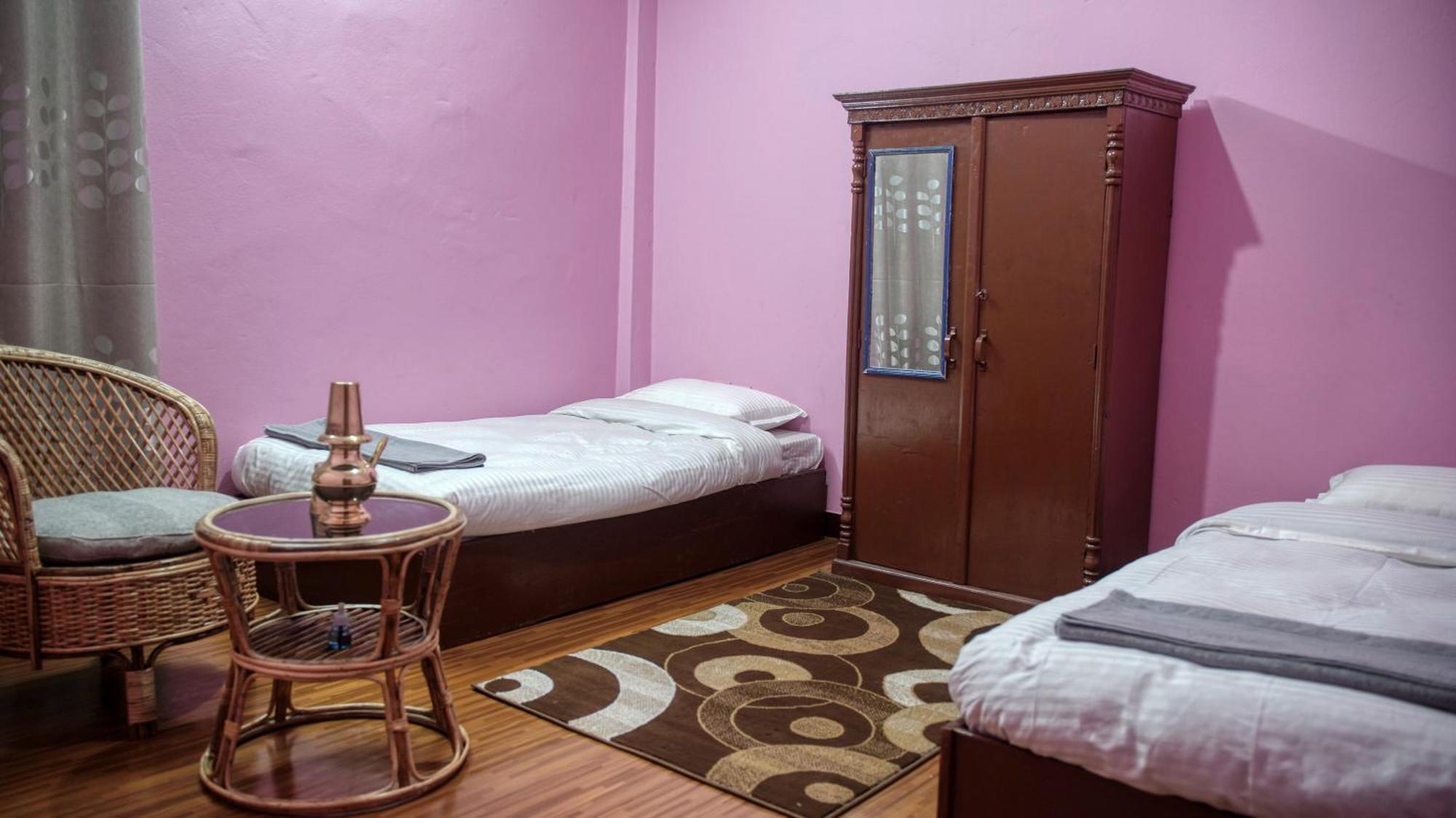 Yogstay Homestay In Kathmandu Ngoại thất bức ảnh